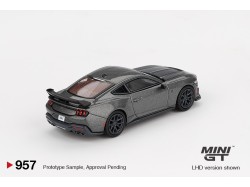 Ford Mustang Dark Horse  2024 - šedá - 1:64 -Mini GT - blister