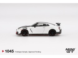 NISSAN GTR (35) NISMO 2024 - white met. - 1:64 - Mini GT