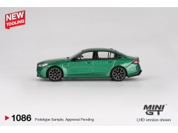 BMW M5 (90) ISLE OF MAN GREEN MET. 2024 - 1:64 - Mini GT - blister
