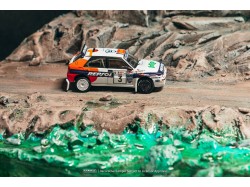 LANCIA DELTA HF INTEGRALE WHITE CARLOS SAINZ ACROPOLIS RALLY 1993  - 1:64 - TARMAC works