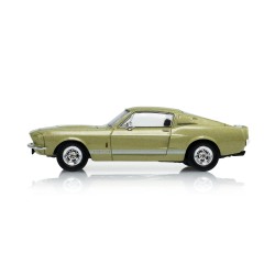 FORD MUSTANG SHELBY GT500 FASTBACK LIME GOLD 1967 -1:64 - Greenlight