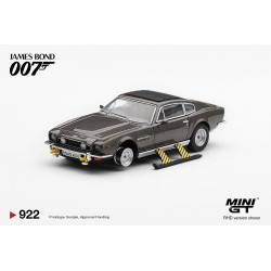 ASTON MARTIN V8 VANTAGE THE LIVING DAYLIGHTS (WEAPONS ON) 1987 - ENGLISH BLISTER  - 1:64 - Mini GT