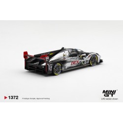 Mini GT CADILLAC V-SERIES R nr.40 CADILLAC WAYNE TAYLOR RACING DAYTONA 24 HRS 1:64 Blister - MGT01372-BL