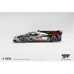Mini GT CADILLAC V-SERIES R nr.40 CADILLAC WAYNE TAYLOR RACING DAYTONA 24 HRS 1:64 Blister - MGT01372-BL
