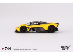 ASTON MARTIN VALKYRIE  2023 - žlutá -1:64 - Mini GT